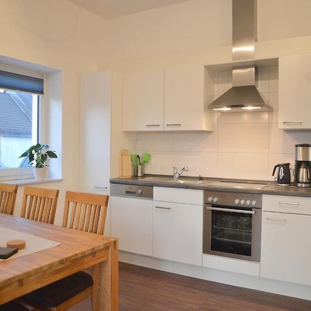 Lovely Modern Apartment With Private Terrace Ellscheid Екстериор снимка