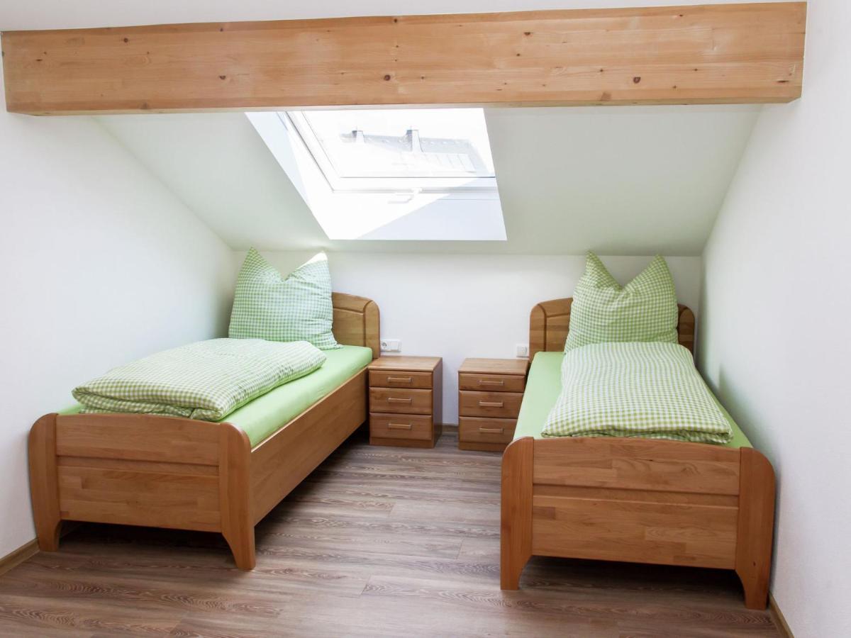 Lovely Modern Apartment With Private Terrace Ellscheid Екстериор снимка