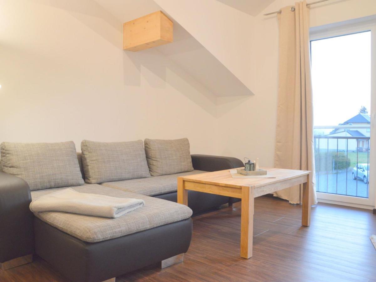 Lovely Modern Apartment With Private Terrace Ellscheid Екстериор снимка
