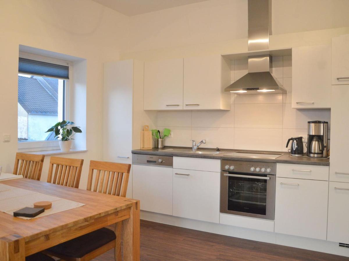 Lovely Modern Apartment With Private Terrace Ellscheid Екстериор снимка