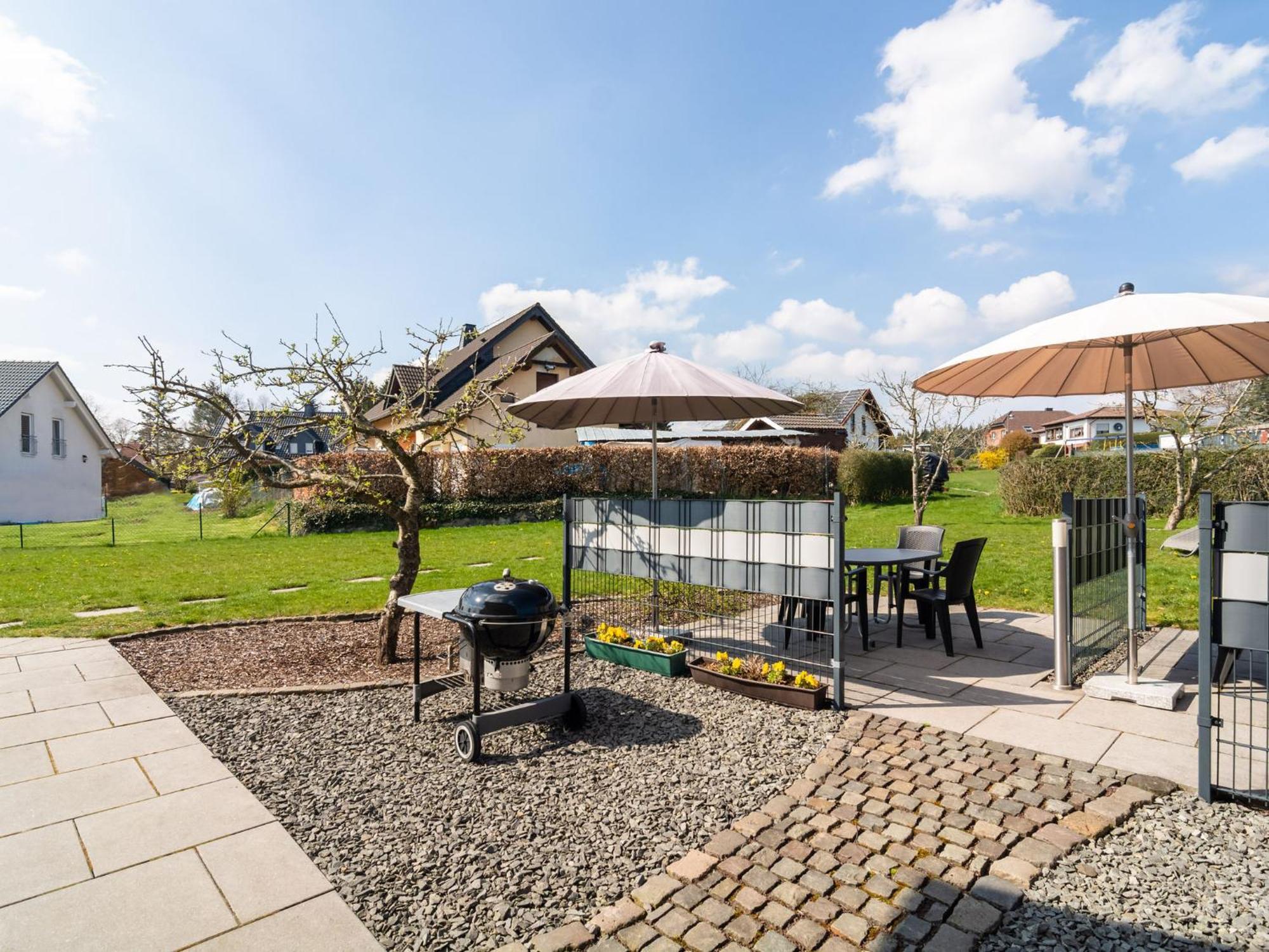 Lovely Modern Apartment With Private Terrace Ellscheid Екстериор снимка