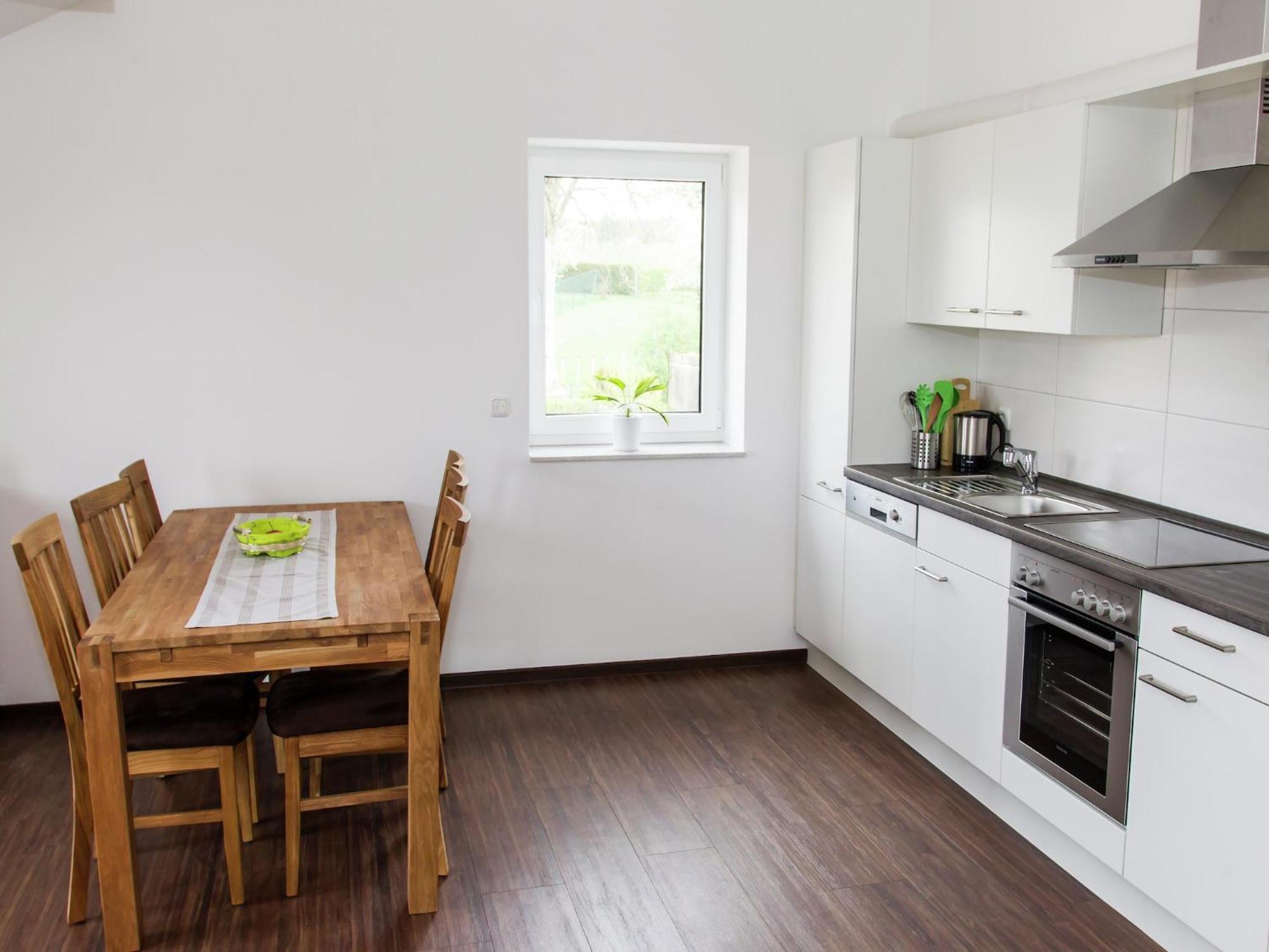 Lovely Modern Apartment With Private Terrace Ellscheid Екстериор снимка